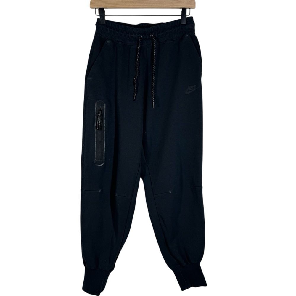 Nike Women’s Tech Fleece Jogger Sweat Pants Black Activewear Size Small CW4292